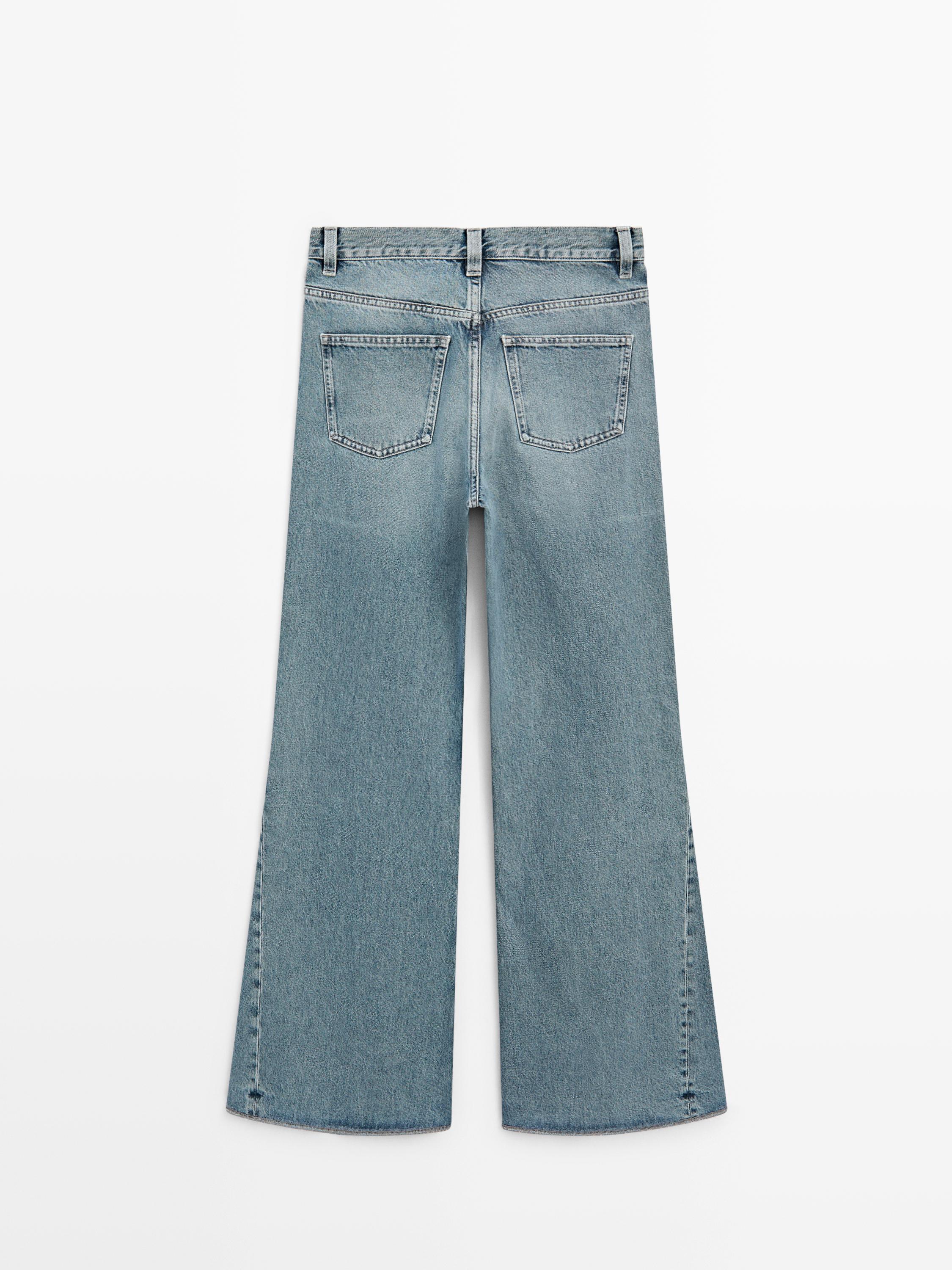 High-waist flare fit jeans